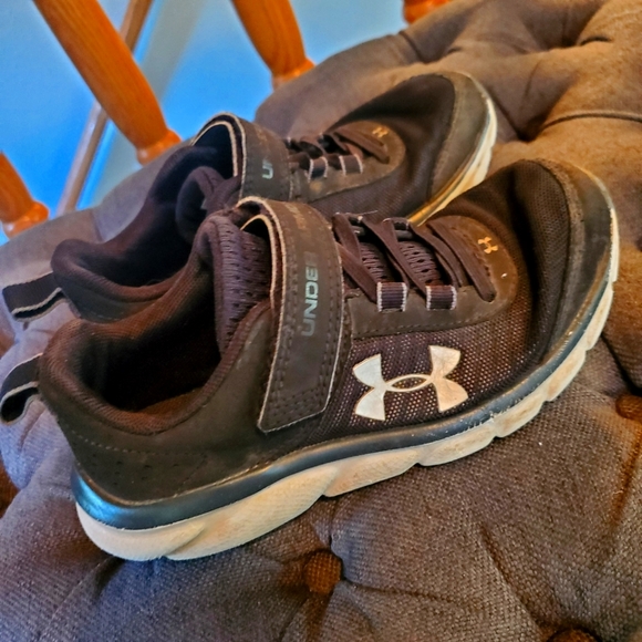 Boys shoe bundle - Picture 4 of 5